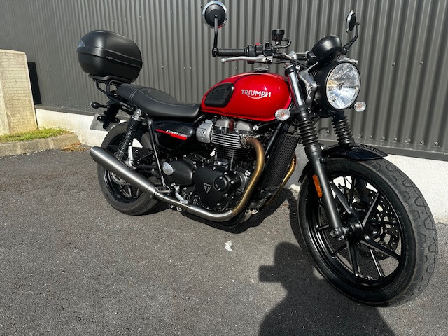 TRIUMPH STREET TWIN 900 - ST MAXIMIN TRIUMPH STREET TWIN 900 - ST MAXIMIN