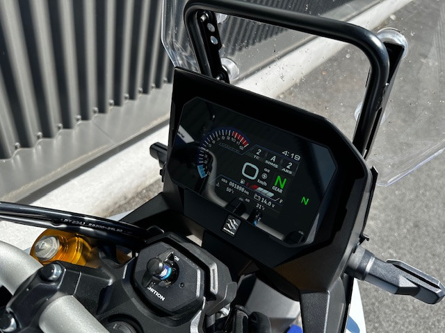 SUZUKI VSTROM DE 800 DJEBEL EDITION - ST MAXIMIN