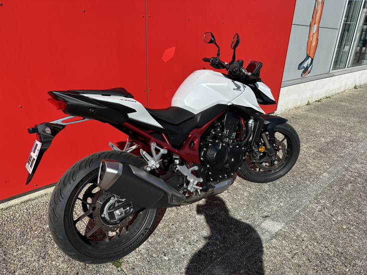 HONDA HORNET 750 A2 - ST MAXIMIN