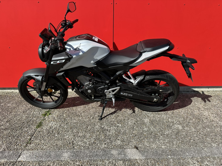 HONDA CB 125 R - ST MAXIMIN