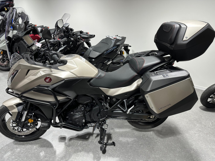 HONDA NT1100 DCT - ST MAXIMIN