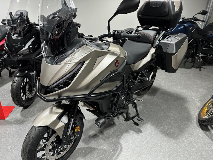 HONDA NT1100 DCT - ST MAXIMIN