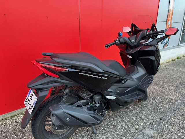 HONDA FORZA 350 - ST MAXIMIN