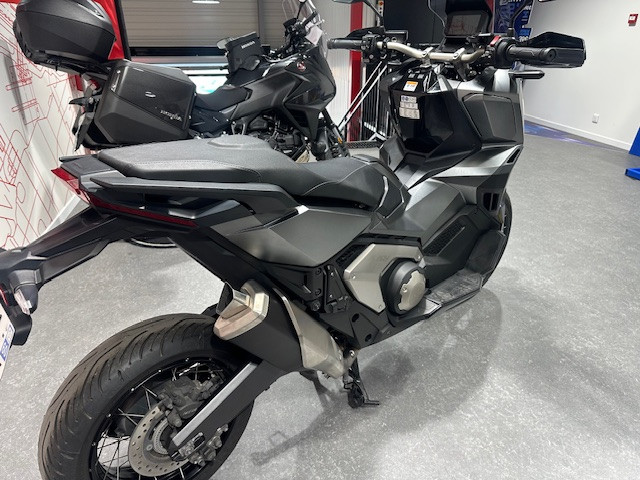 HONDA X-ADV 750 - ST MAXIMIN