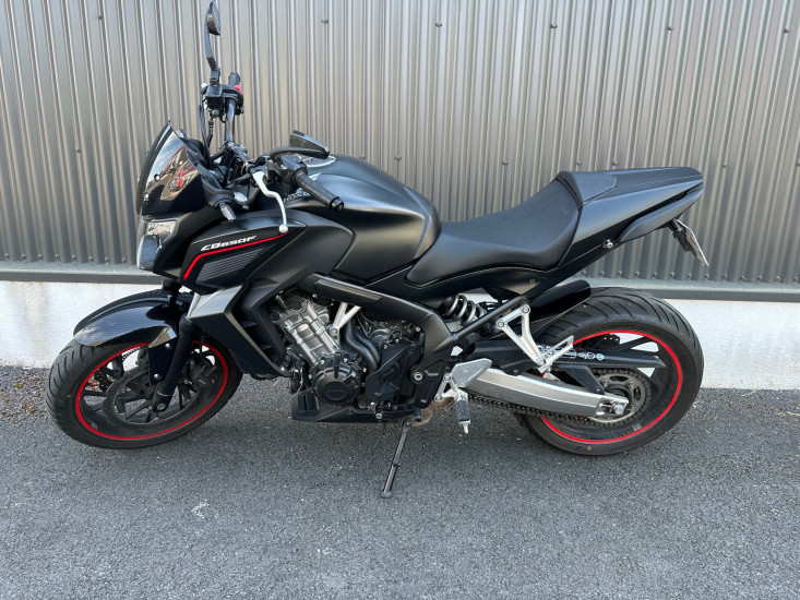 HONDA CB650F / CB 650 F - ST MAXIMIN